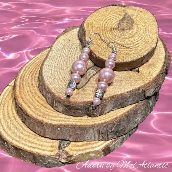 Earrings - Pretty-In-Pink - Picture 1 of 1